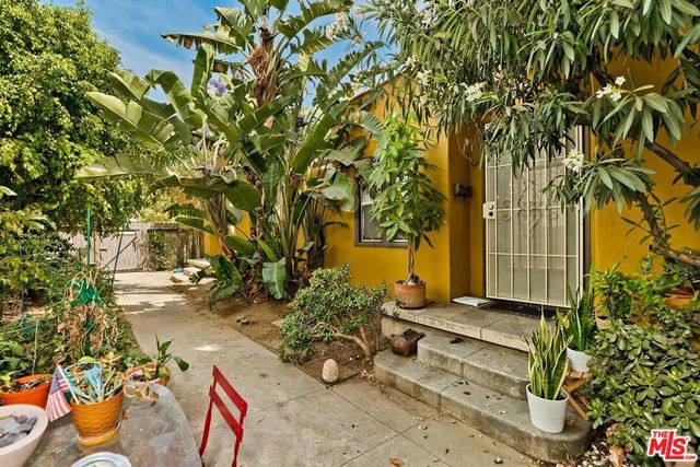 1223 N Ogden Drive, West Hollywood, CA 90046