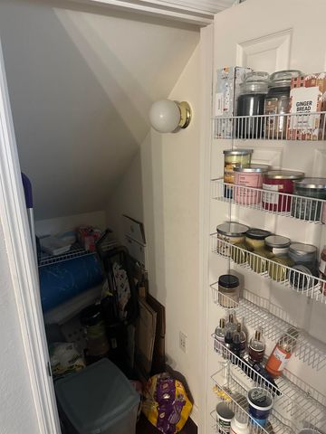 3140 Camelliawood Circle W, Tallahassee, FL 32301