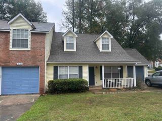 3140 Camelliawood Circle W, Tallahassee, FL 32301