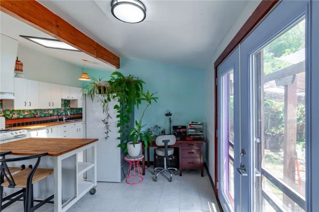 712 S Avenue 60, Los Angeles, CA 90042