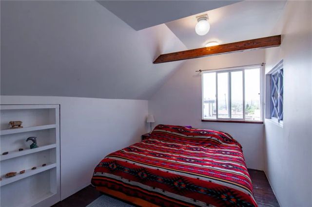 712 S Avenue 60, Los Angeles, CA 90042