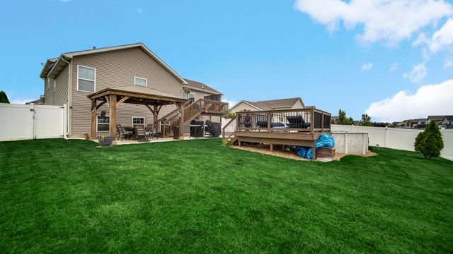 18473 Candace Drive, Lowell, IN 46356