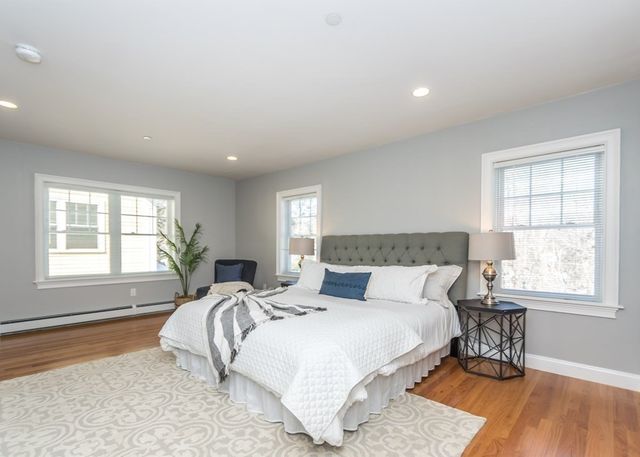 325 Bacon Street 5, Waltham, MA 02451