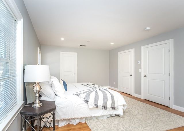 325 Bacon Street 5, Waltham, MA 02451