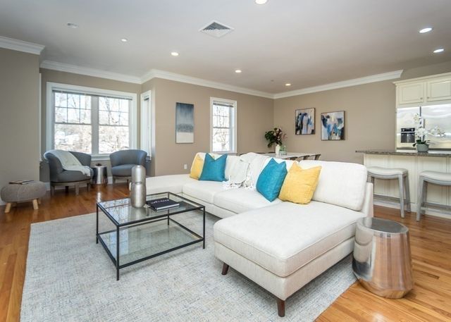 325 Bacon Street 5, Waltham, MA 02451