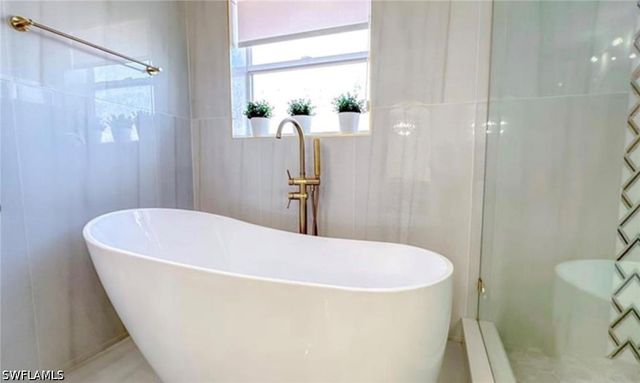 19617 Tesoro WAY, Estero, FL 33967