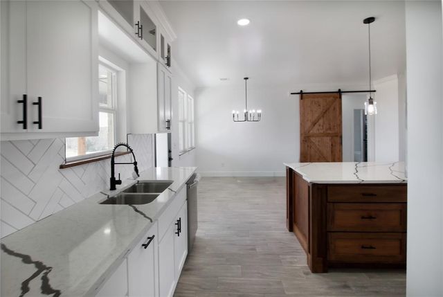 1198 Wolf Creek Drive, Blanchard, OK 73010