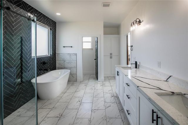 1198 Wolf Creek Drive, Blanchard, OK 73010