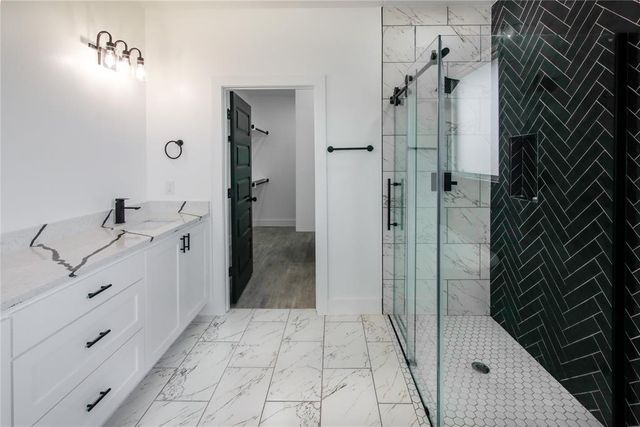 1198 Wolf Creek Drive, Blanchard, OK 73010