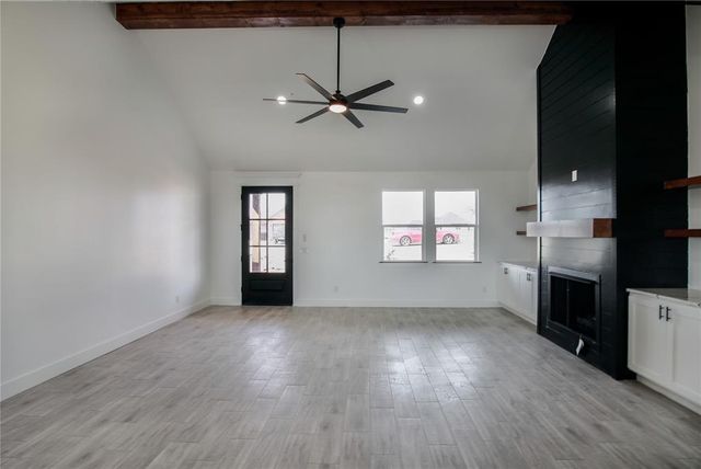 1198 Wolf Creek Drive, Blanchard, OK 73010