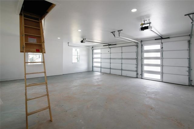 1198 Wolf Creek Drive, Blanchard, OK 73010