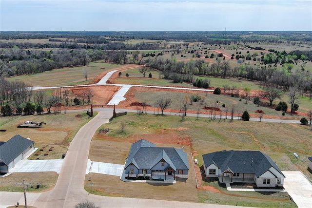 1198 Wolf Creek Drive, Blanchard, OK 73010