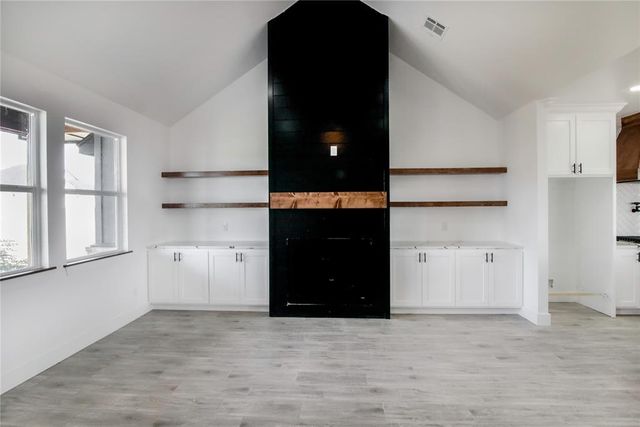 1198 Wolf Creek Drive, Blanchard, OK 73010