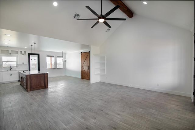 1198 Wolf Creek Drive, Blanchard, OK 73010