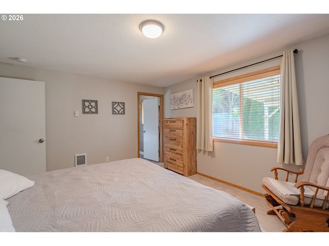 14203 Ne 52ND St, Vancouver, WA 98682