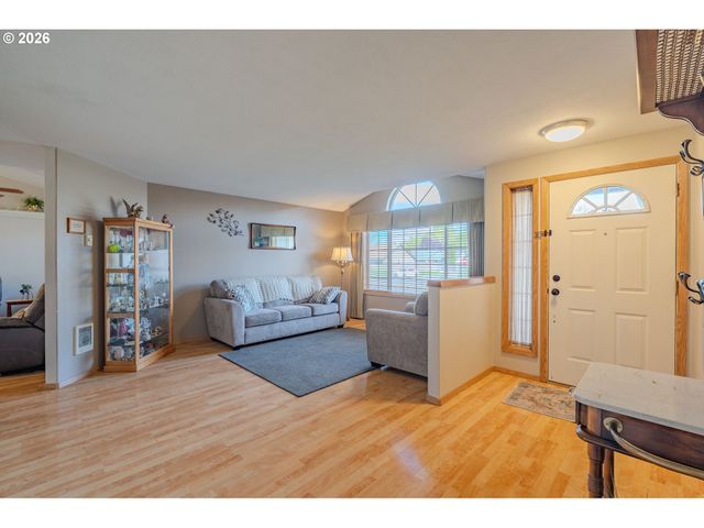 14203 Ne 52ND St, Vancouver, WA 98682