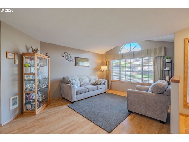 14203 Ne 52ND St, Vancouver, WA 98682