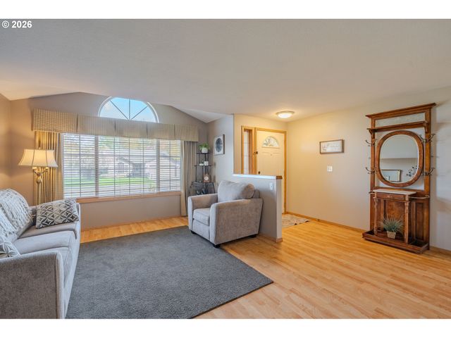 14203 Ne 52ND St, Vancouver, WA 98682