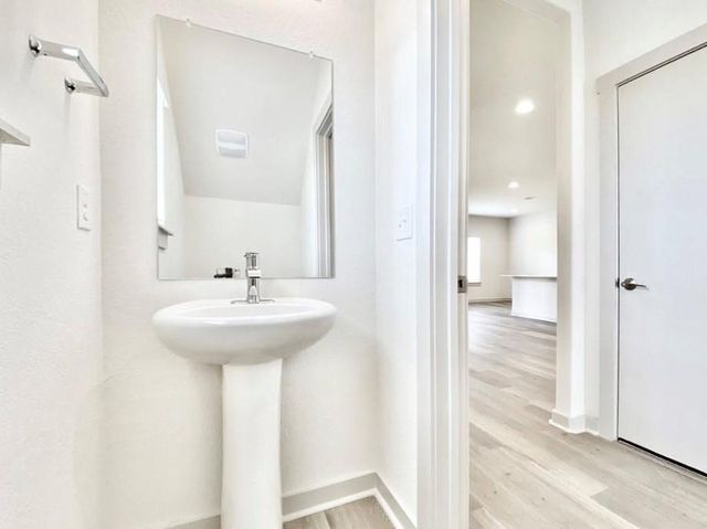 1005 Winnsboro LOOP, Round Rock, TX 78664