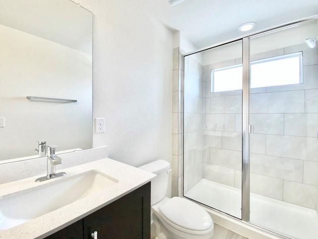 1005 Winnsboro LOOP, Round Rock, TX 78664