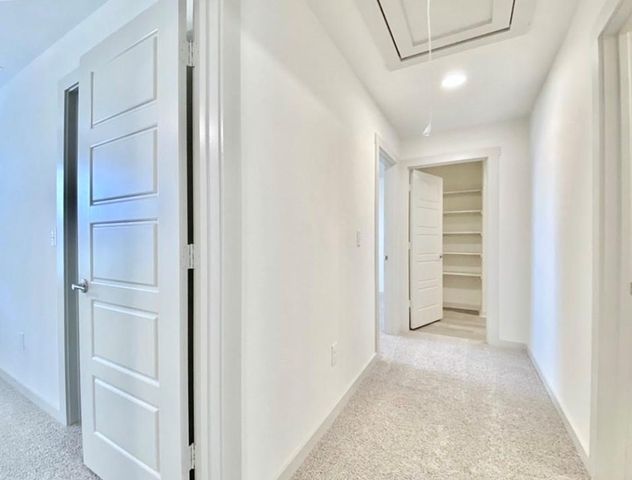 1005 Winnsboro LOOP, Round Rock, TX 78664