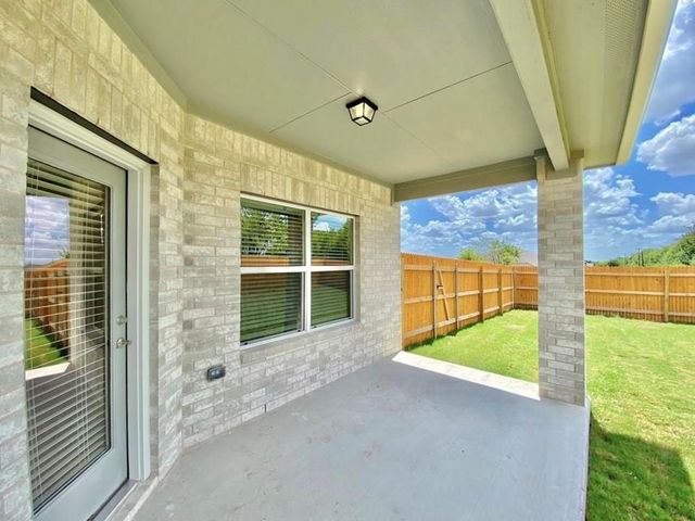 1005 Winnsboro LOOP, Round Rock, TX 78664