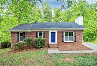 5801 Woodrock Court, Charlotte, NC 28214
