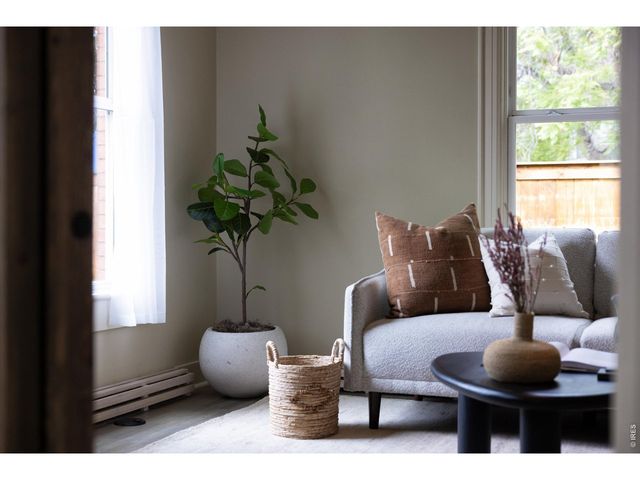 1905 Arapahoe Ave, Boulder, CO 80302