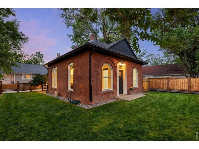 1905 Arapahoe Ave, Boulder, CO 80302