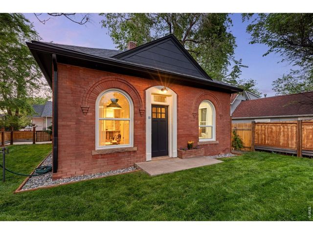 1905 Arapahoe Ave, Boulder, CO 80302