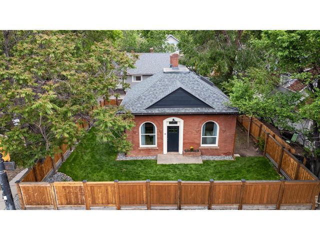1905 Arapahoe Ave, Boulder, CO 80302