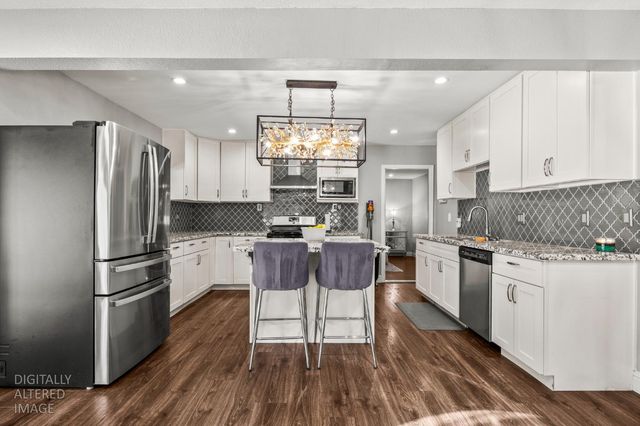 7013 Glass Slipper Way, Citrus Heights, CA 95621