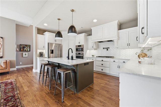 947 Birsay Court, Raymore, MO 64083