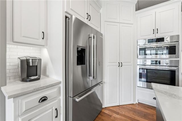 947 Birsay Court, Raymore, MO 64083