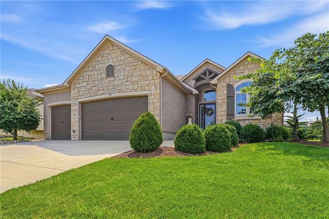 947 Birsay Court, Raymore, MO 64083