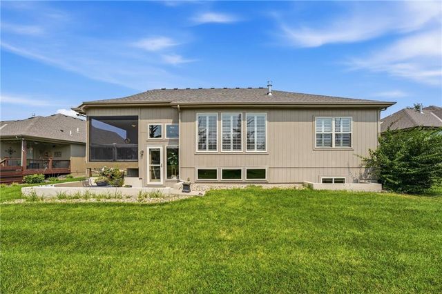 947 Birsay Court, Raymore, MO 64083