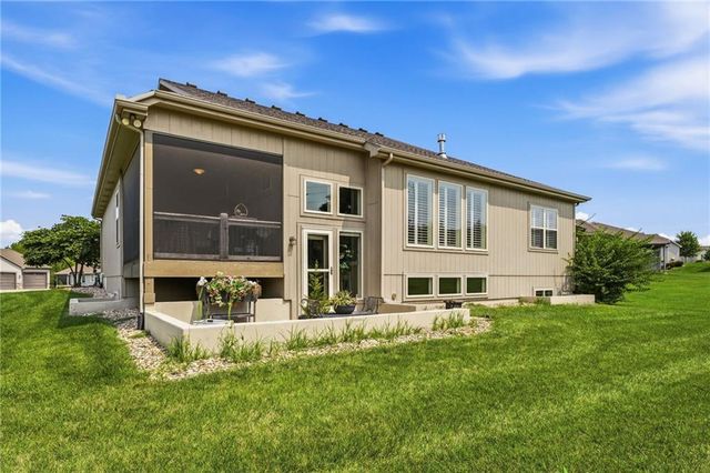 947 Birsay Court, Raymore, MO 64083