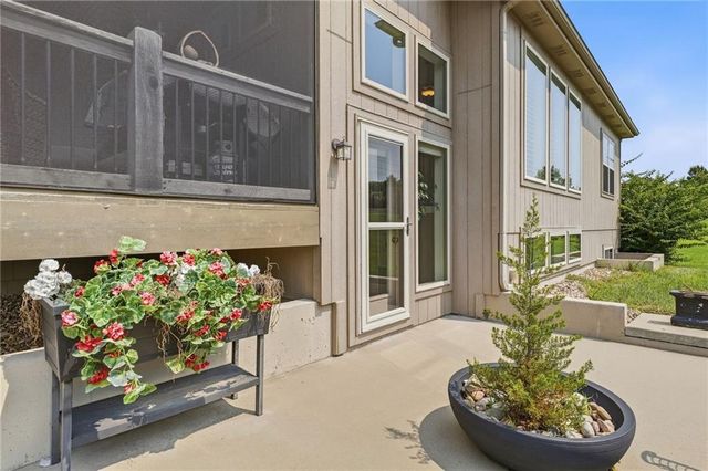 947 Birsay Court, Raymore, MO 64083