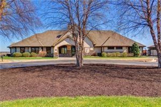 947 Birsay Court, Raymore, MO 64083