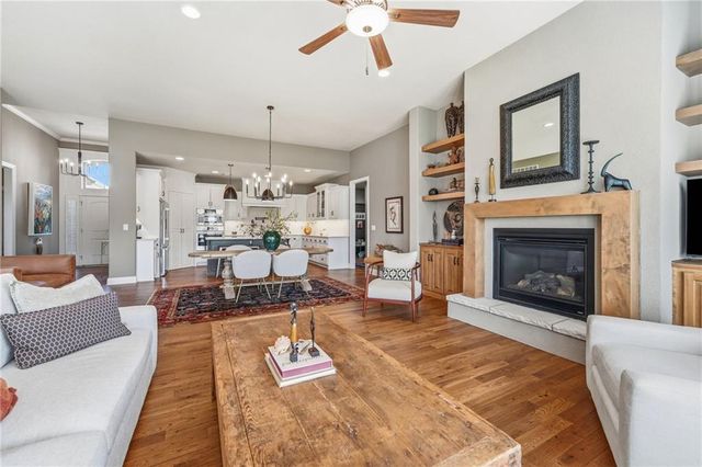 947 Birsay Court, Raymore, MO 64083