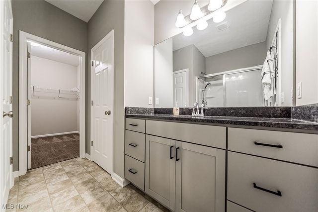 6515 Amber Way, North Ridgeville, OH 44039