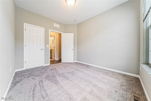 6515 Amber Way, North Ridgeville, OH 44039