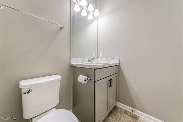 6515 Amber Way, North Ridgeville, OH 44039