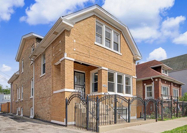 2345 N Lockwood Avenue, Chicago, IL 60639