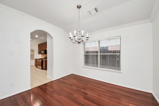 2412 Appian Way, Pearland, TX 77584
