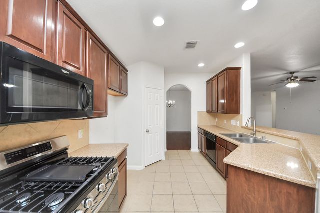 2412 Appian Way, Pearland, TX 77584