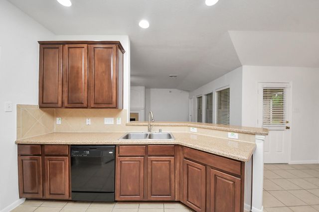 2412 Appian Way, Pearland, TX 77584