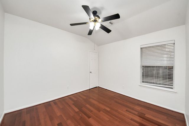 2412 Appian Way, Pearland, TX 77584