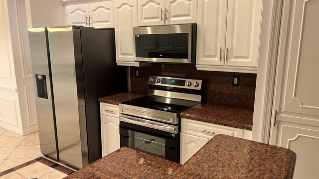 6523 Via Trento, Delray Beach, FL 33446
