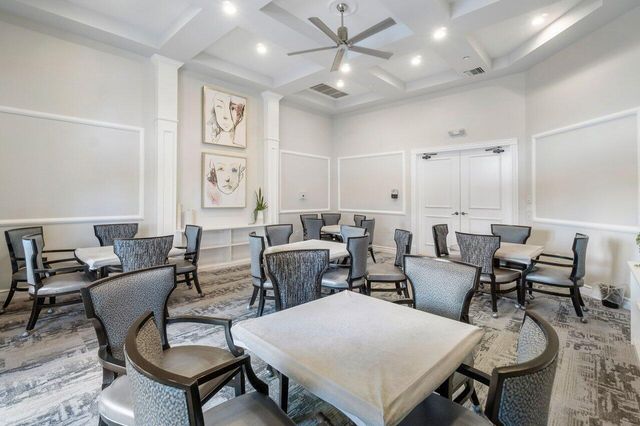 6523 Via Trento, Delray Beach, FL 33446